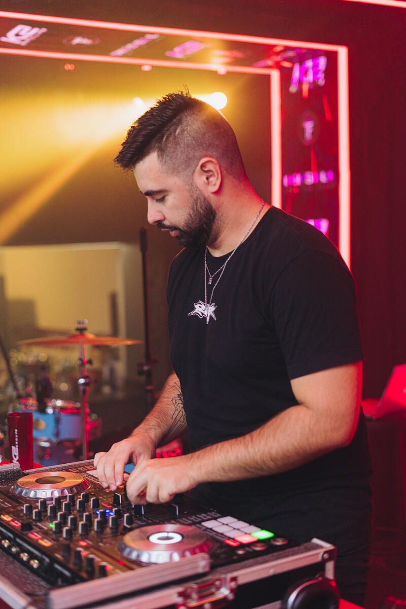 Foto de evento do DJ Laroca
